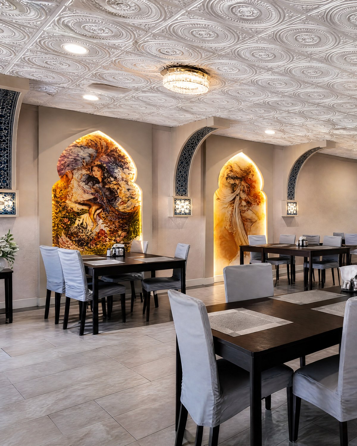 Samarkand Restaurant dining hall
